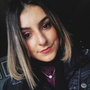 Meet your Posher, Hala